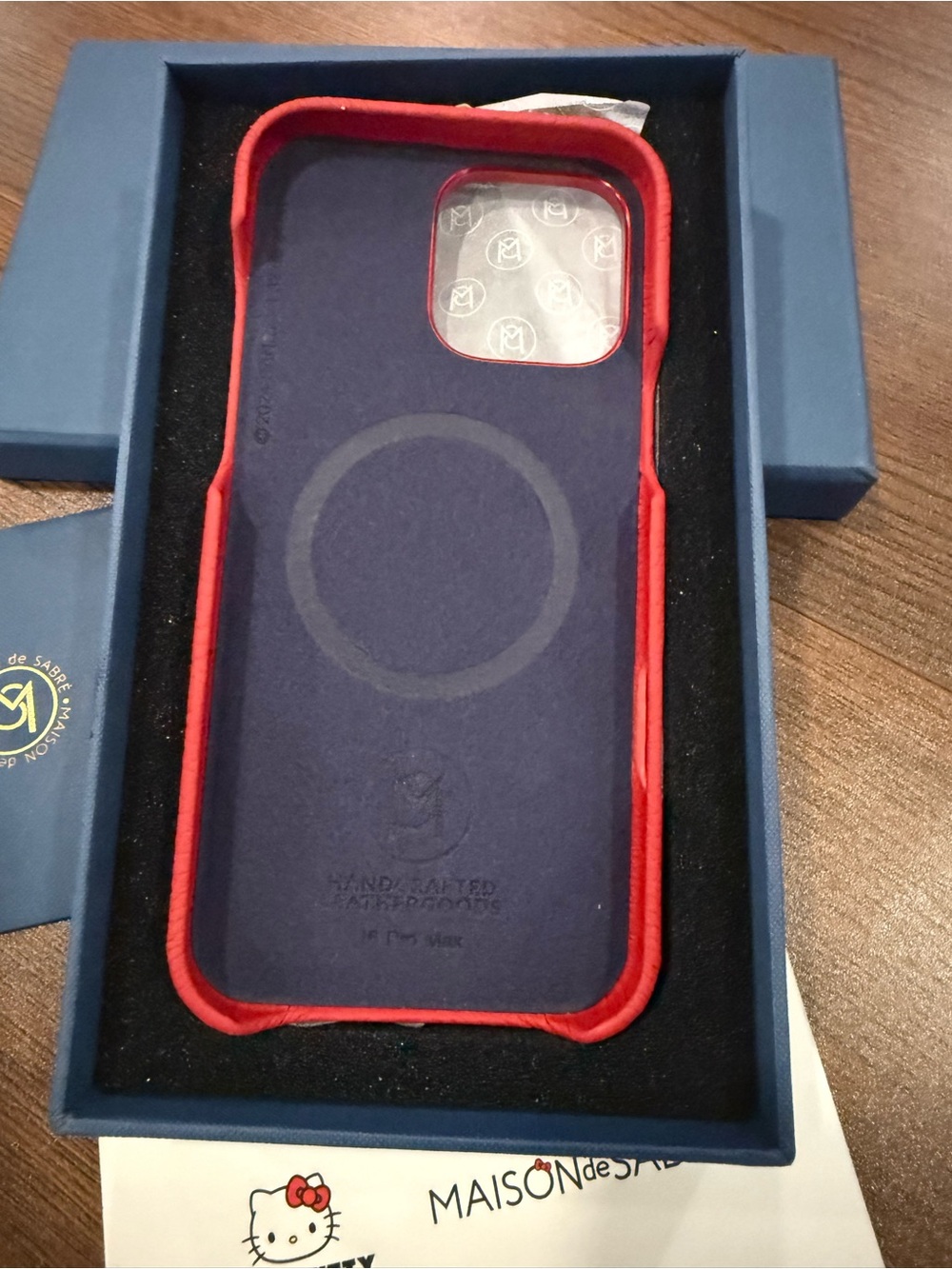 Hello Kitty case - Picture 3 of 3